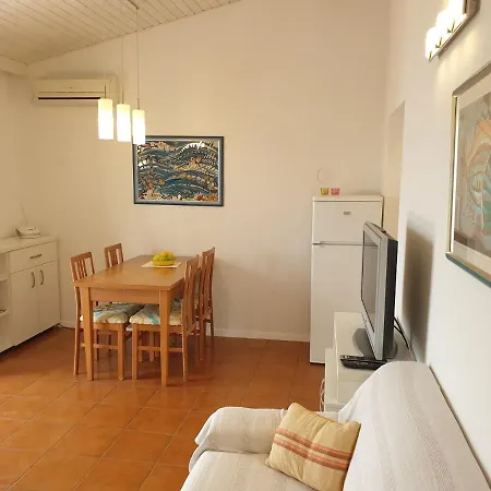 Apartments Kuzmanic Omiš Extérieur photo